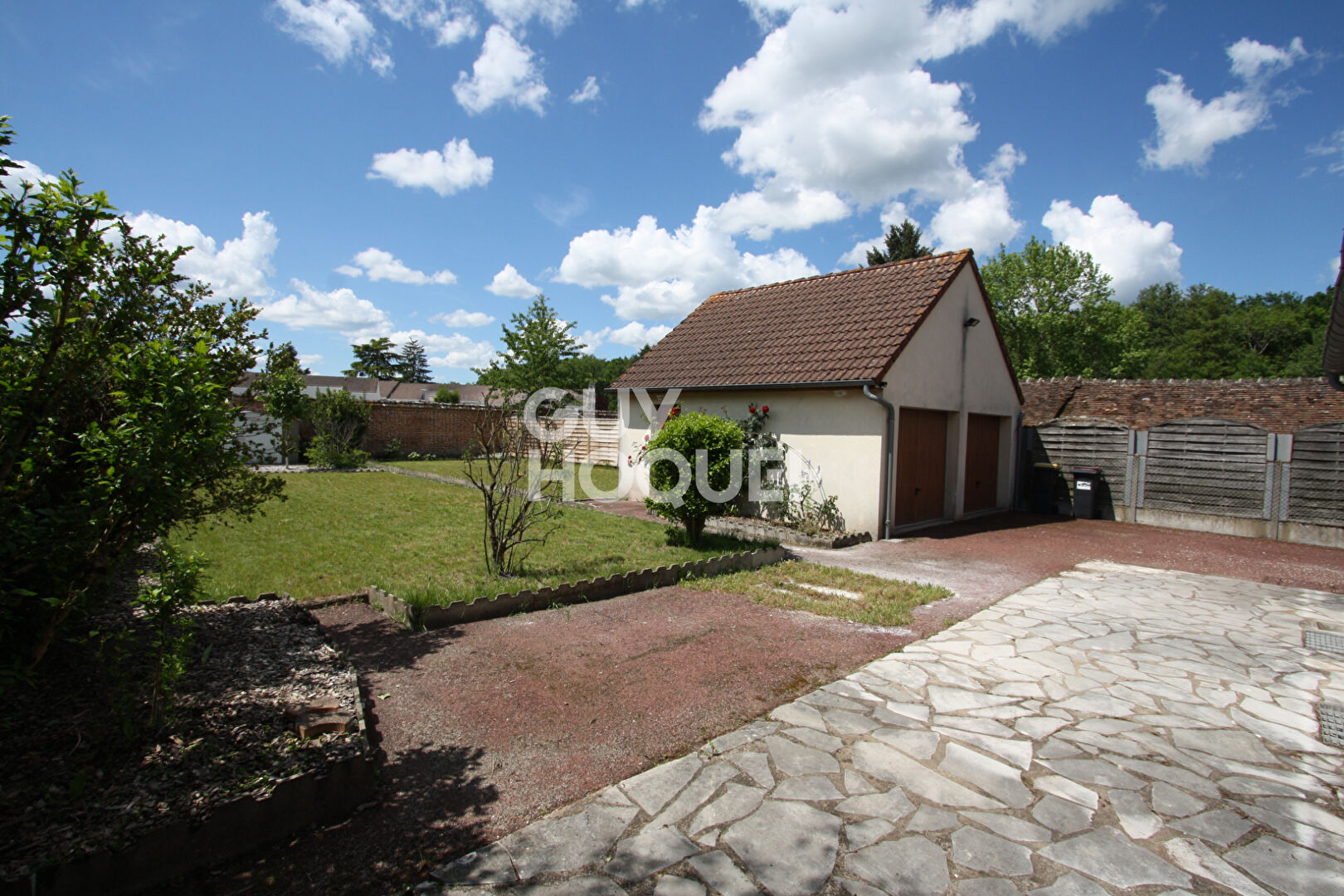 Maison  100m² meublée - La Ferte Saint Aubin - Double garage - JARDIN