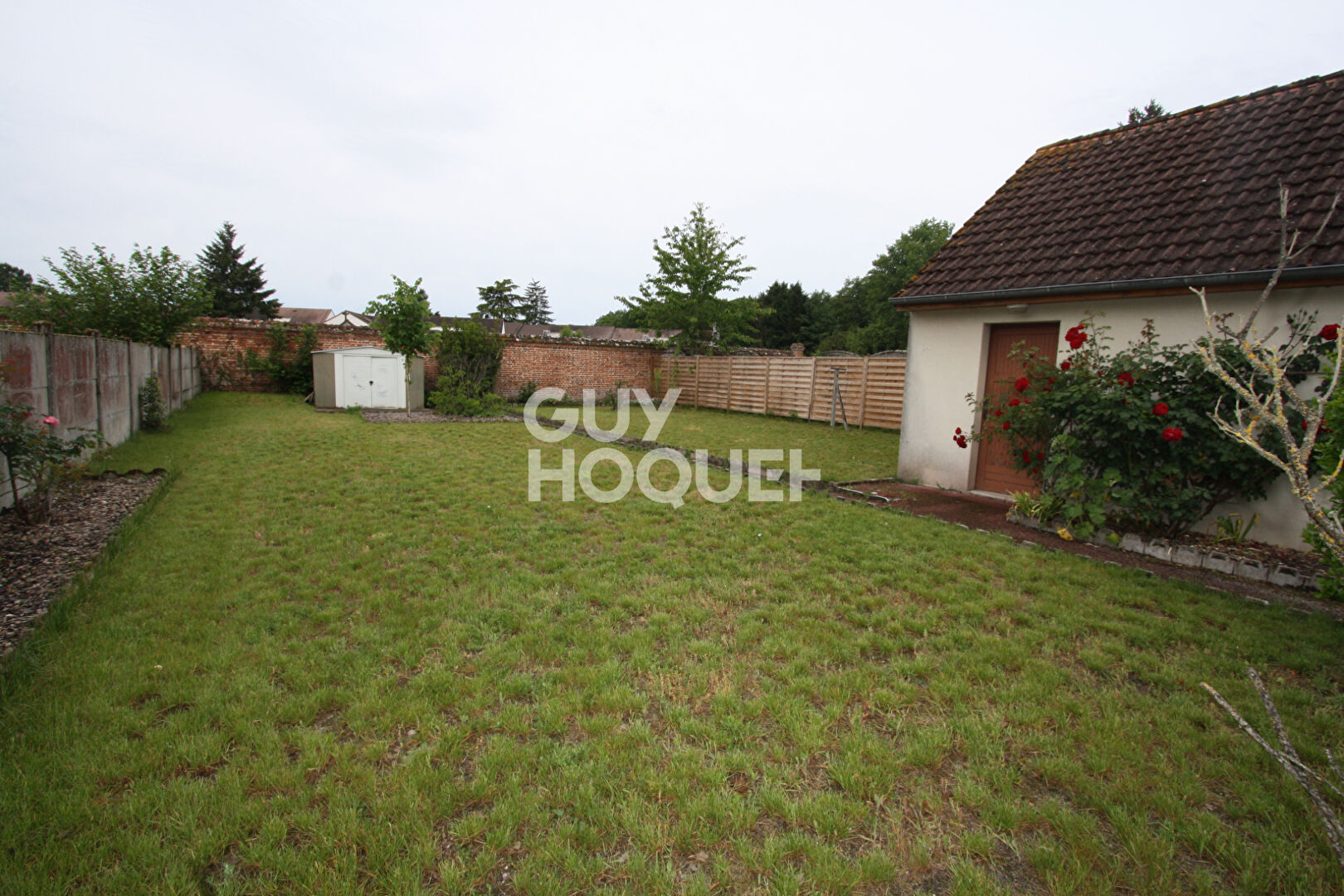 Maison  100m² meublée - La Ferte Saint Aubin - Double garage - JARDIN