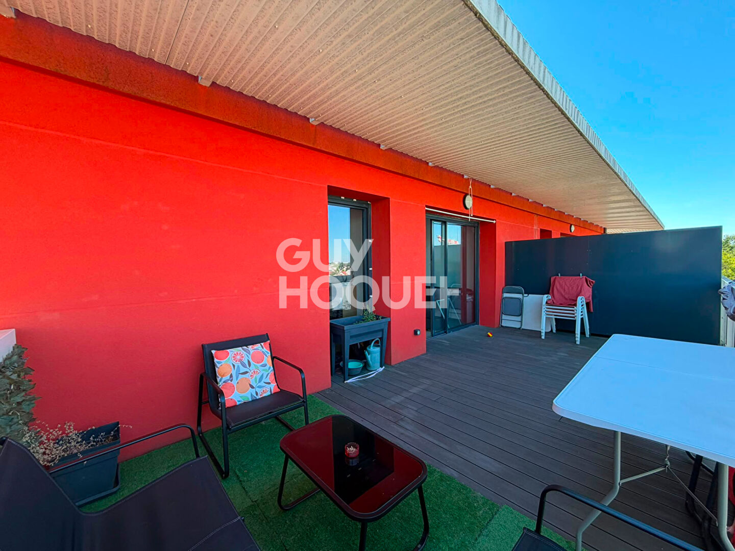 EXCLUSIVITÉ - APPARTEMENT 2 PIÈCES - 42.40m² - BALCON TERRASSE - PARKING