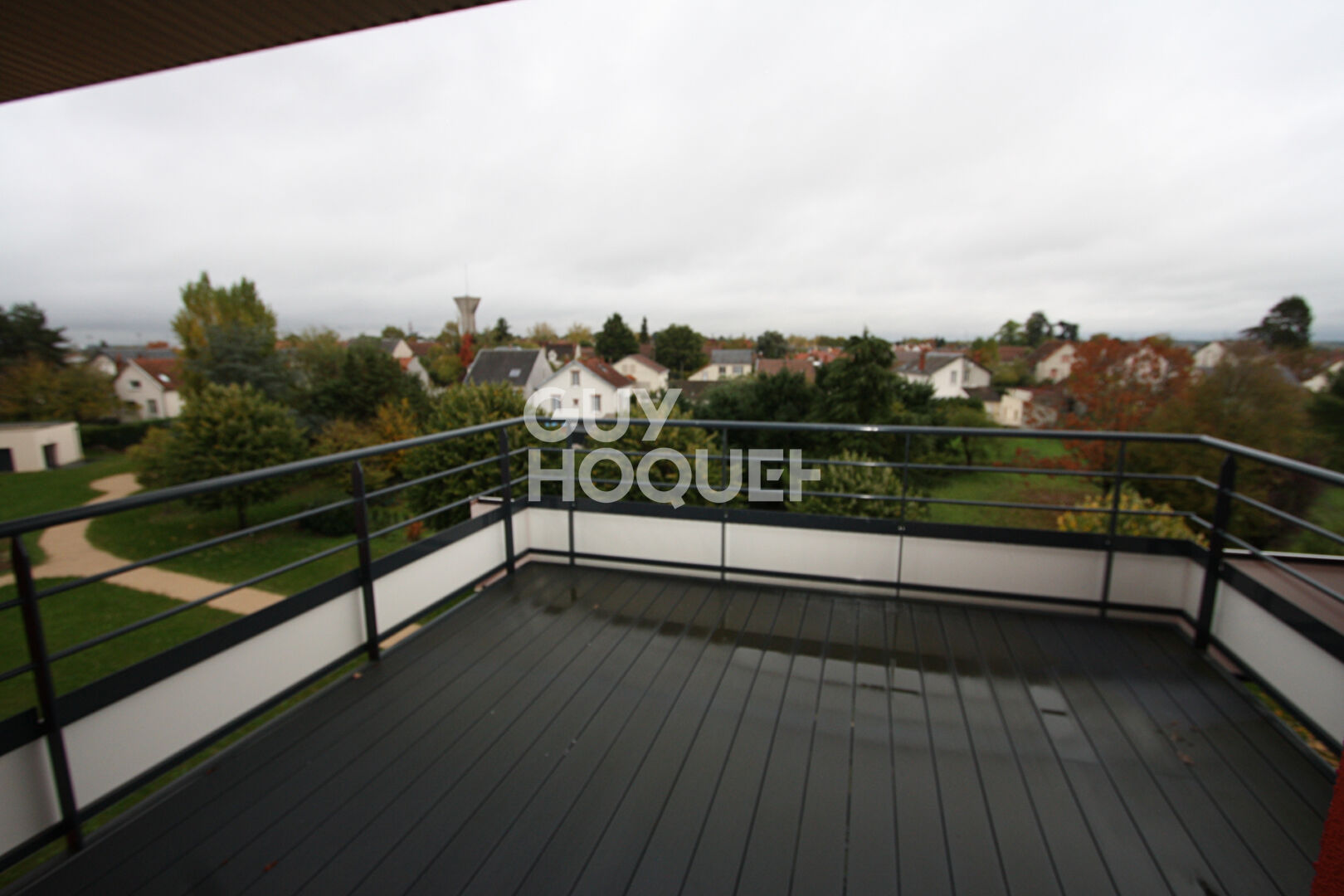 Appartement 2 pièces à louer à Fleury-les-Aubrais, proche transports et écoles