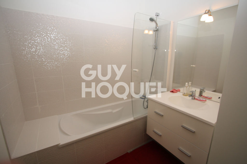 Location : appartement 3 pièces  à ORLEANS - résidence " Château de la Motte"