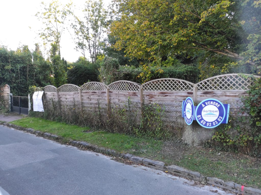 Terrain de 425 m² à Bures sur Yvette et Gometz Le Châtel