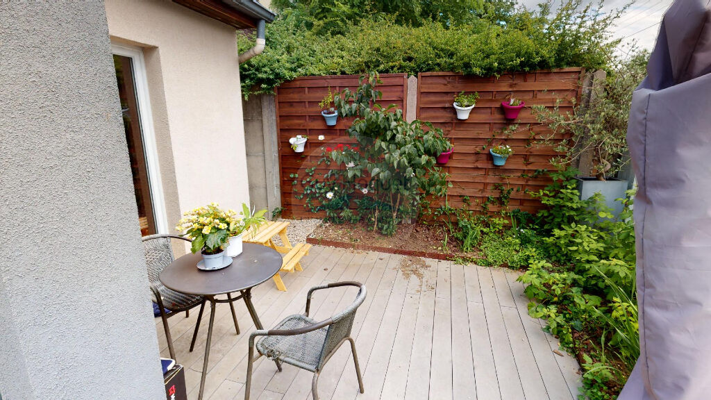 À vendre, maison d'environ 77 m², 4 pièces à BURES SUR YVETTE (91440).