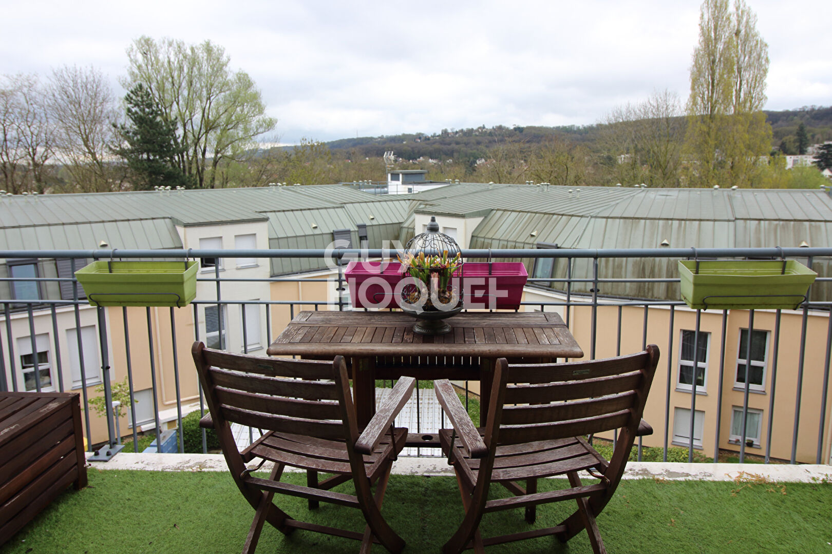 Orsay le Guichet, 200m du RER