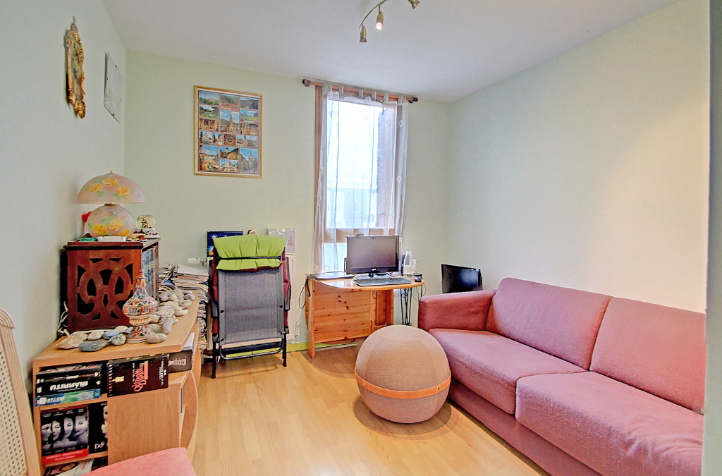 Appartement Lyon 9 4 pi ces en dernier tage avec grande Appartement Lyon 9 4 pi ces en dernier tage avec grande