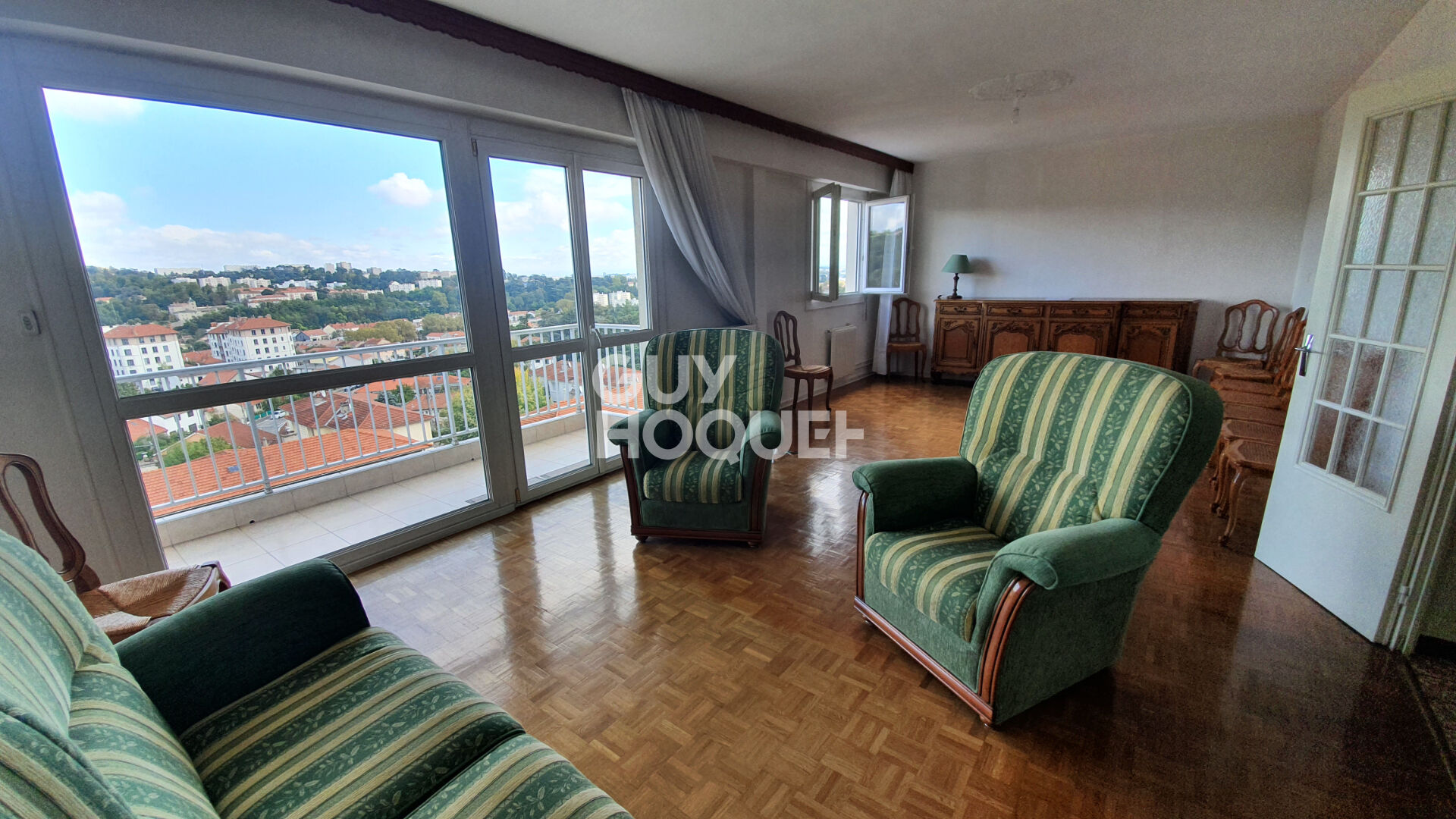 Grand appartement F5 90 m² à OULLINS - Résidence les Fleurs DPE C