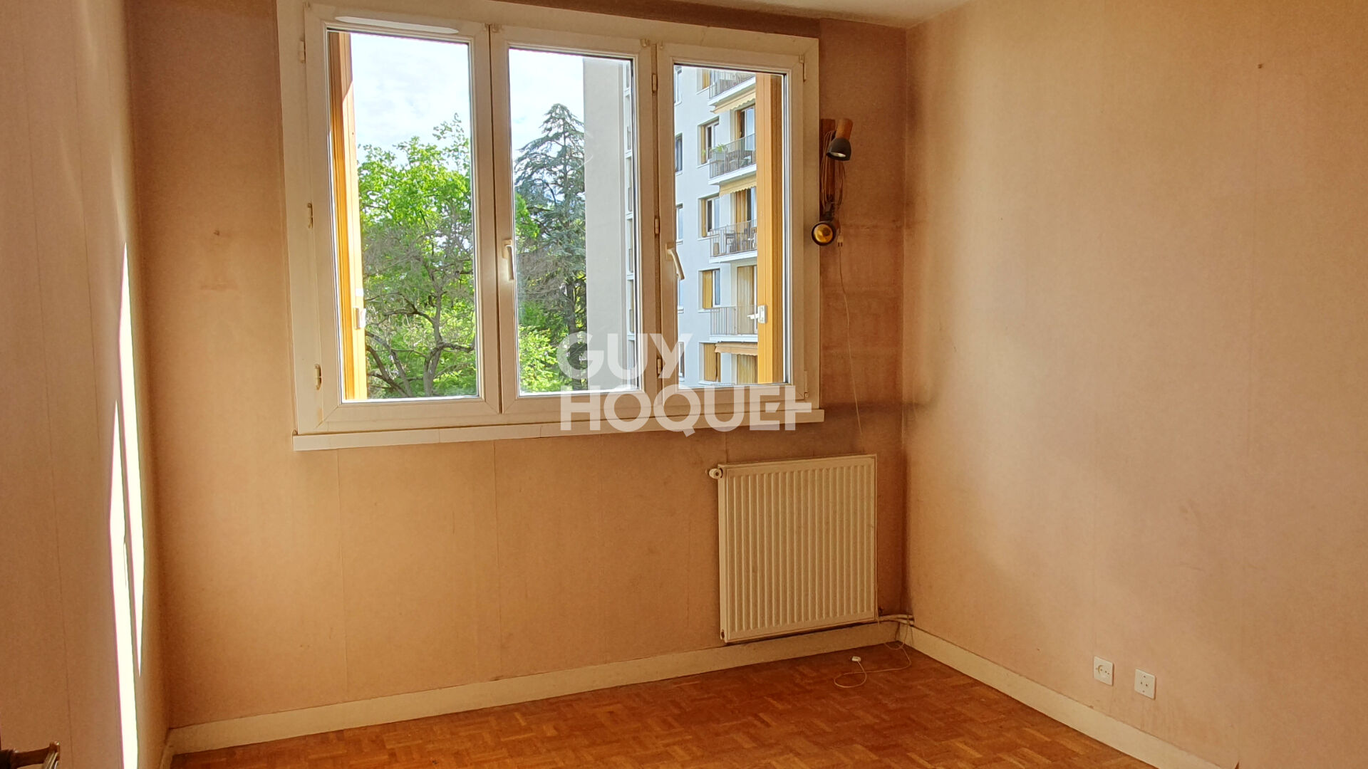 Appartement  5 pièce(s) 96 m2 - La Mulatière Chenaie.