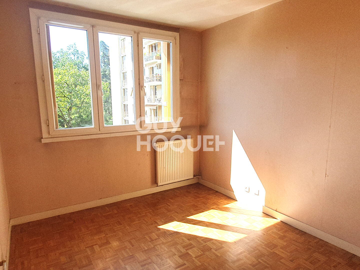 Appartement  5 pièce(s) 96 m2 - La Mulatière Chenaie.