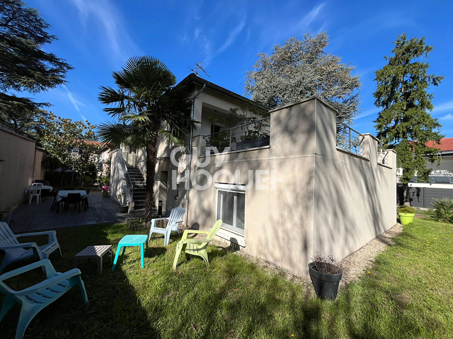 Maison familiale rénovée avec jardin & terrasse ? Oullins