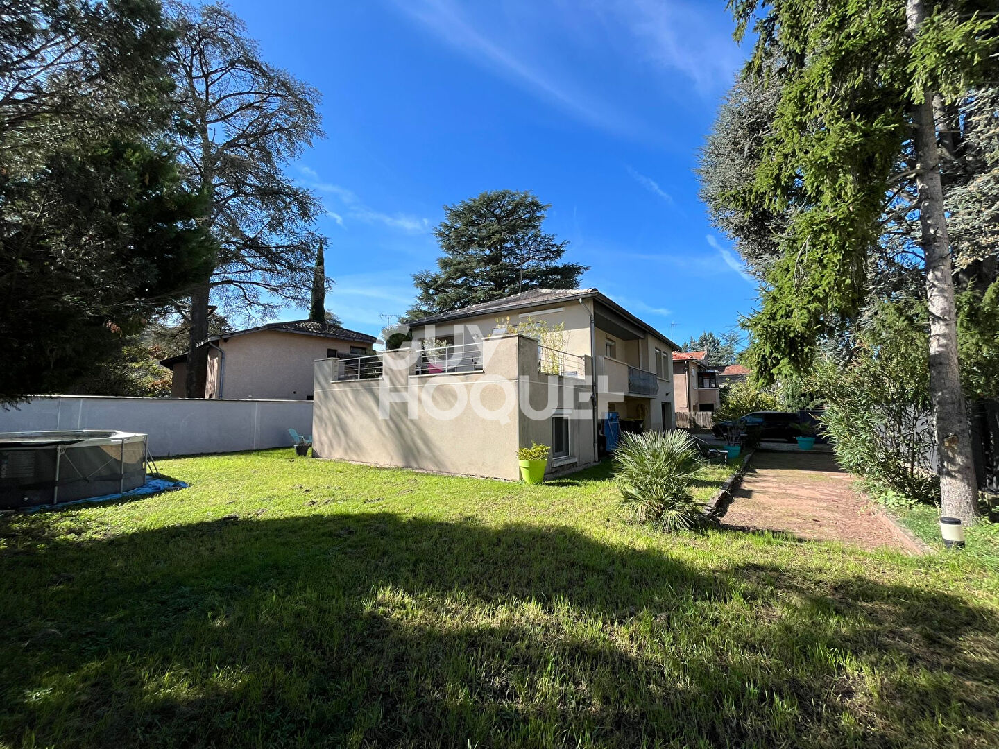 Maison familiale rénovée avec jardin & terrasse à Oullins