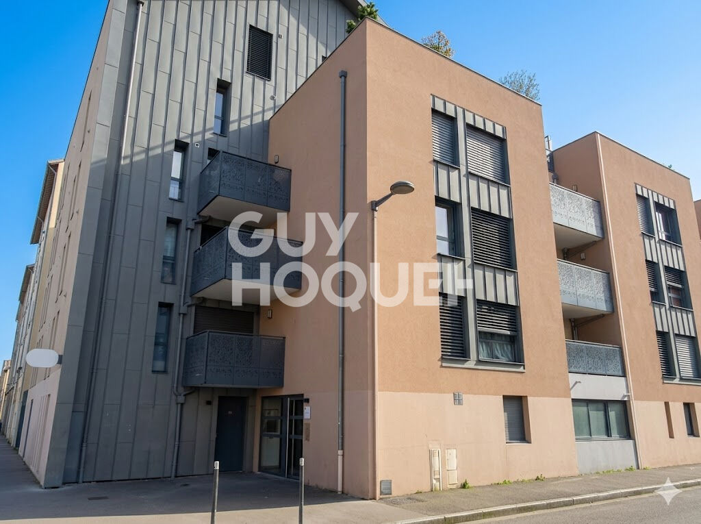 À vendre : Appartement 3 pièces à Oullins  - Secteur Bussière Zola