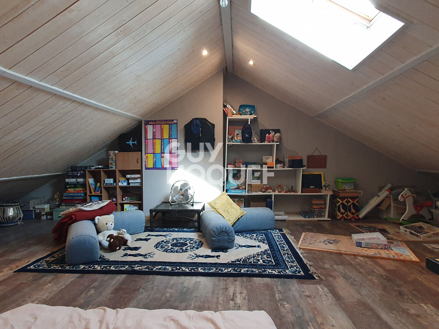 À vendre, agréable maison 110 m², 5 pièces à OULLINS (69600).