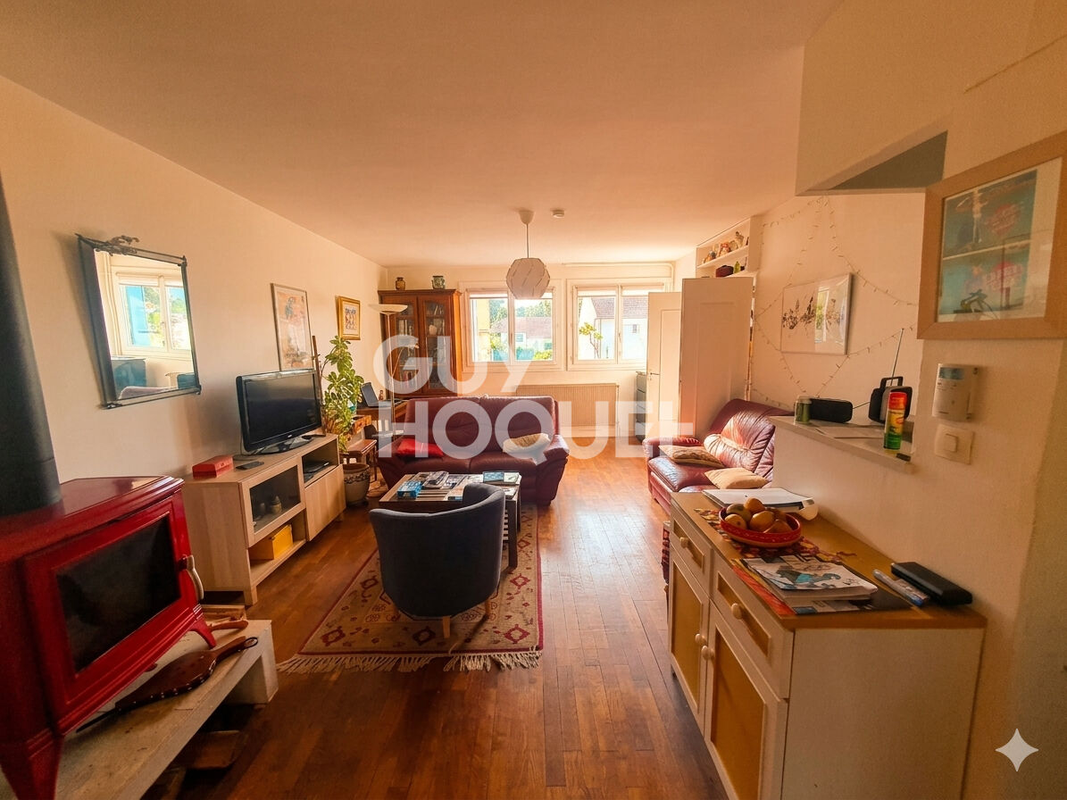 À vendre, agréable maison 83 m², 5 pièces à OULLINS (69600).