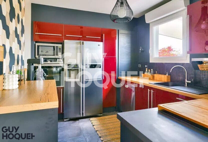 Magnifique T6 "Toit terrasse" 122m2-Résid 2009 avec Piscine-Garage Double-Terrasse 125m2-Centre Ville Tassin