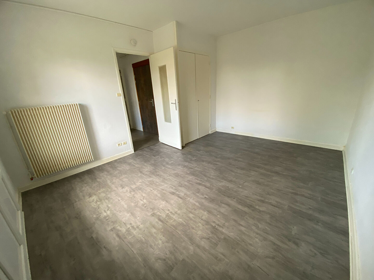 Appartement avec garage proche centre-ville