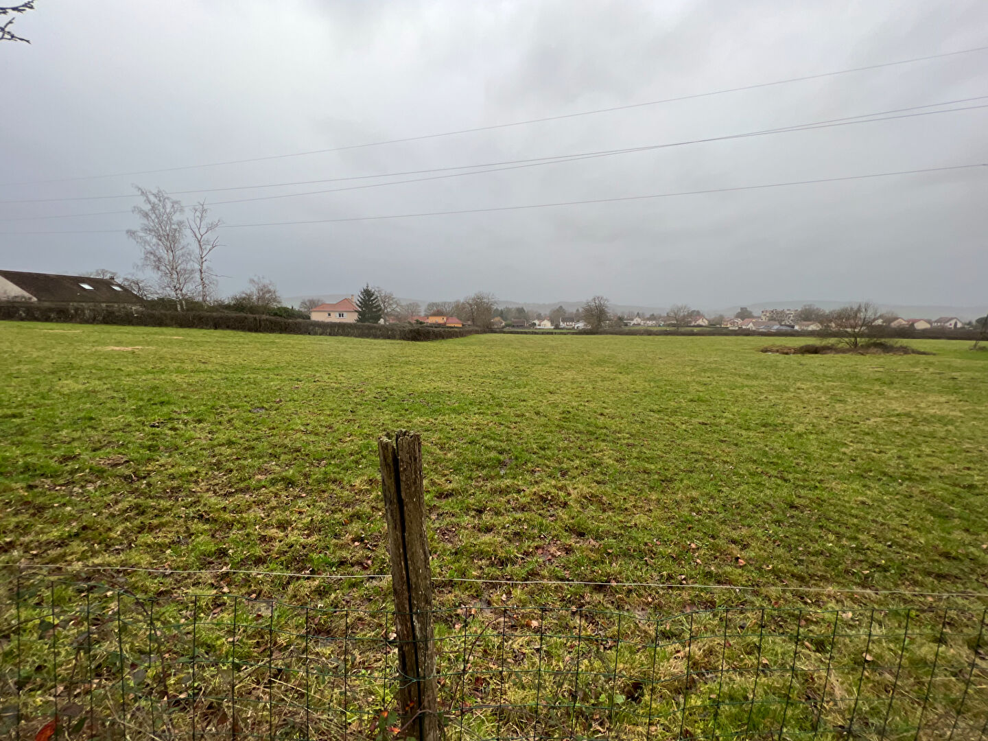 Terrain Toulon Sur Arroux