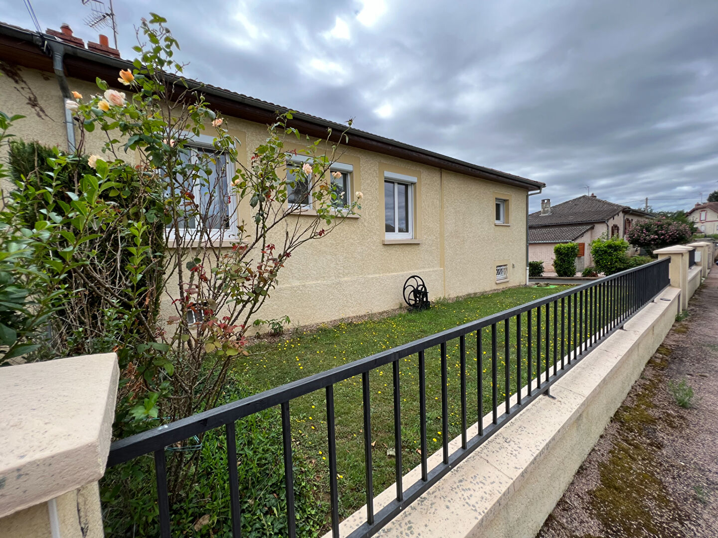 Maison familiale ou investissement locatif ? Un bien aux multiples possibilités !