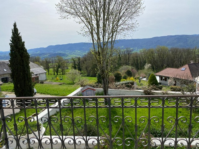 Maison St Eusebe 7 pièce(s) 190 m2