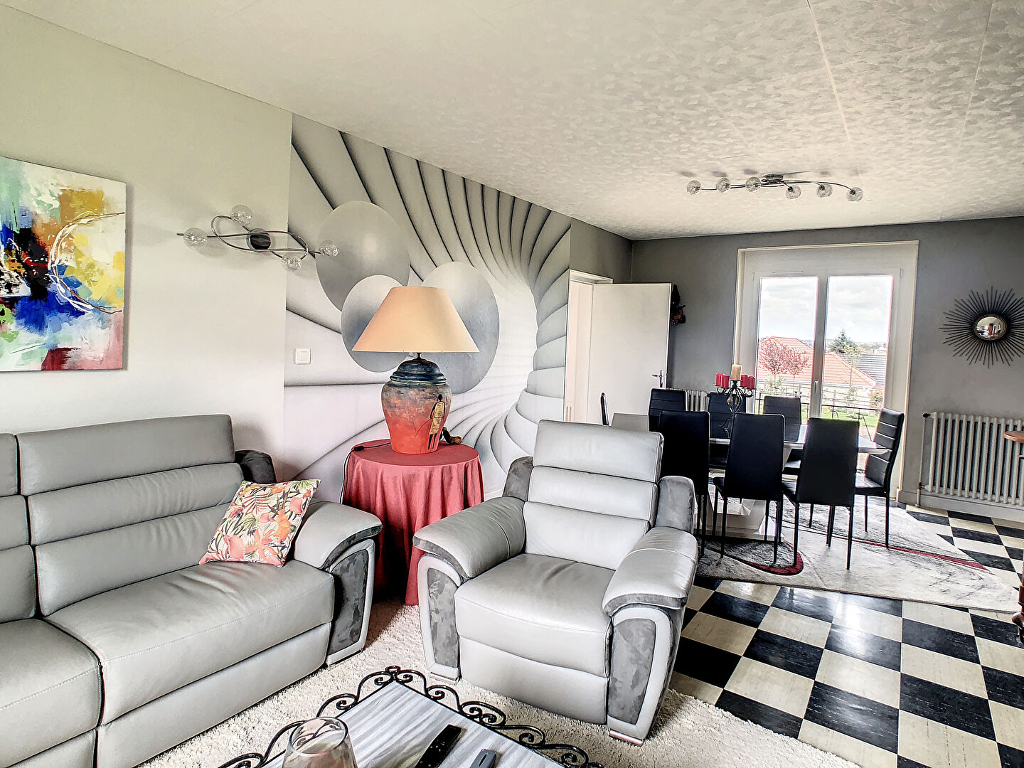 MAISON - DEPENDANCES - TERRAIN 6000m²