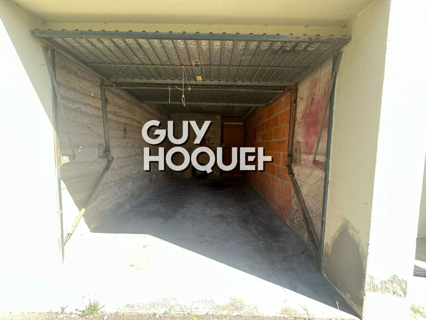 GARAGE PARAY-LE-MONIAL !!!