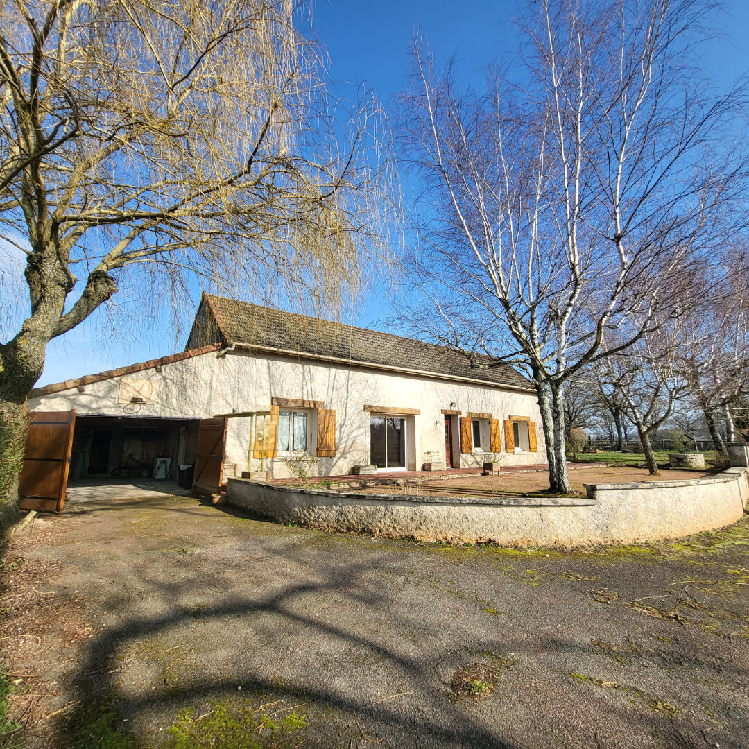 Maison de Charme du 19? siècle à Poisson (71600) ? 170 m², 6 chambres, Terrain 1132 m²