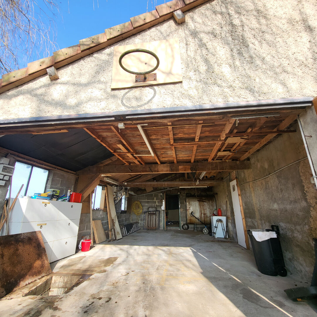 Maison de Charme du 19? siècle à Poisson (71600) ? 170 m², 6 chambres, Terrain 1132 m²