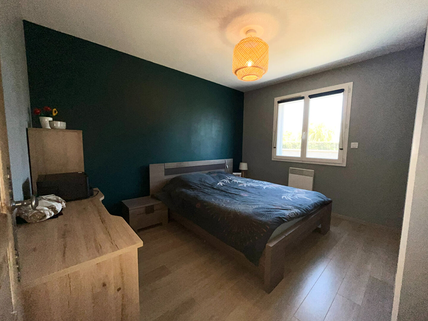 Belle maison de plain-pied avec piscine