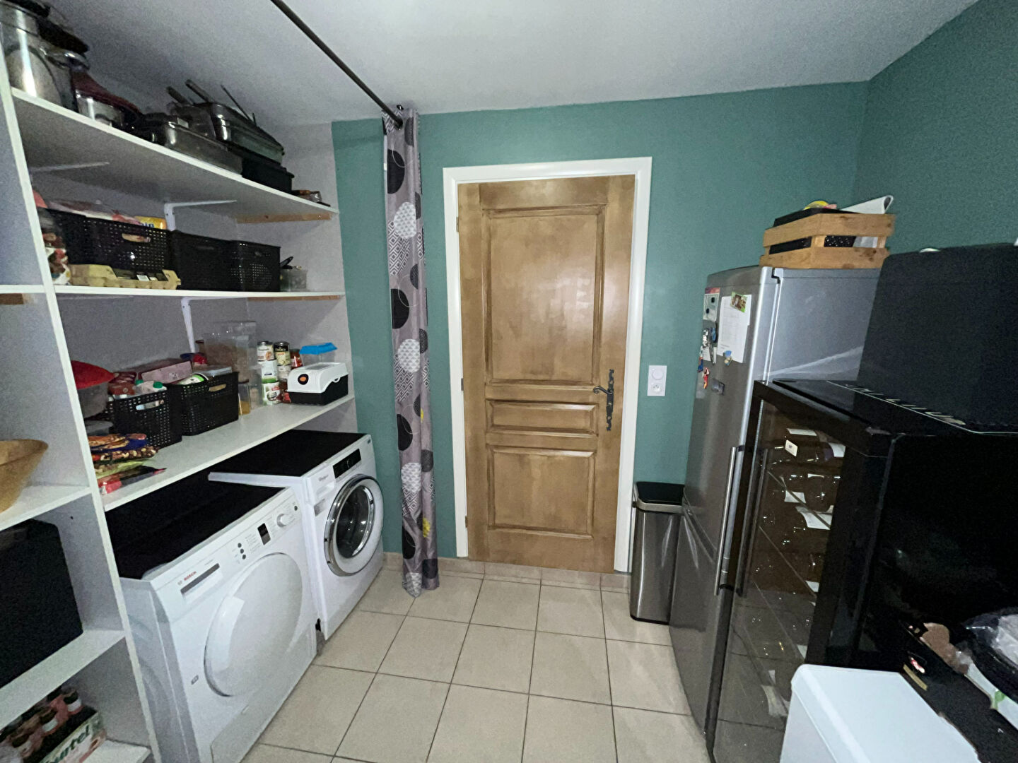 Belle maison de plain-pied avec piscine