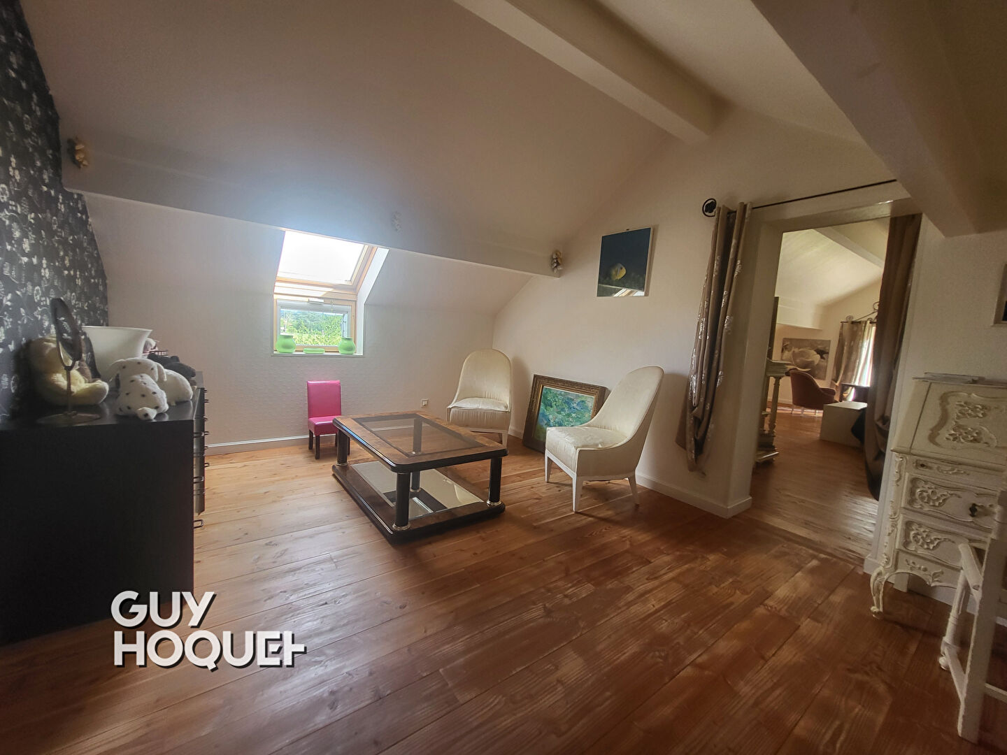 Charmante maison de caractère avec terrain paysagé et dépendances 119 m² habitables sur 1416m² de terrain