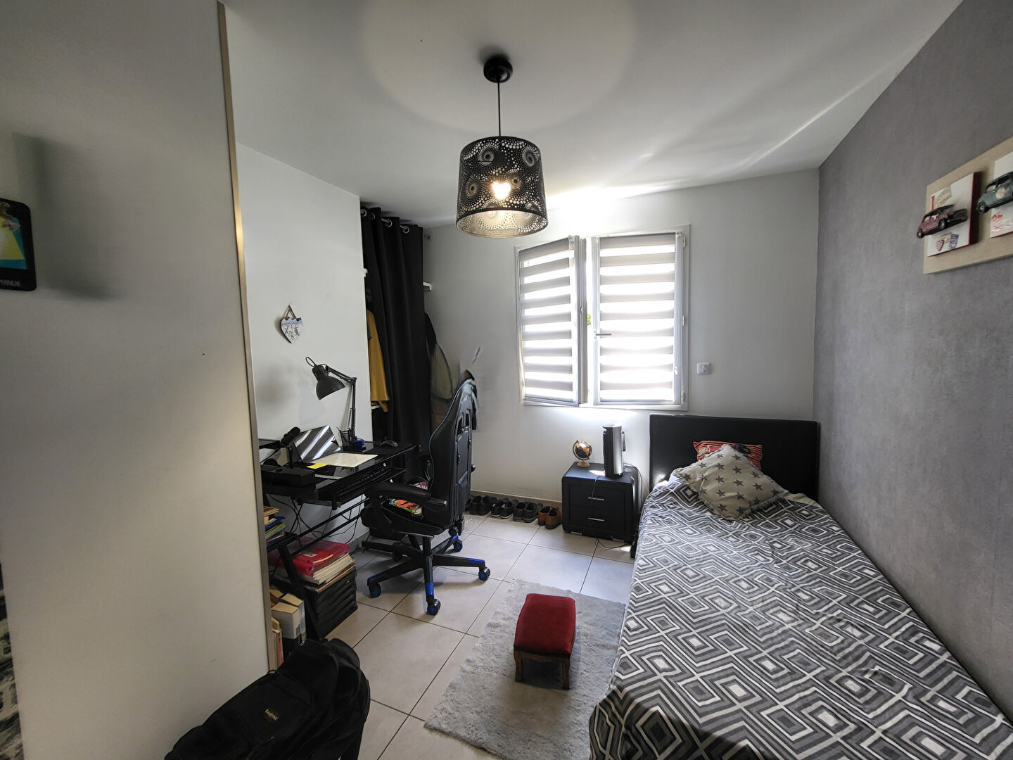 Maison contemporaine de 2019 avec piscine chauffée et 3 chambres, prestations modernes et confort optimisé