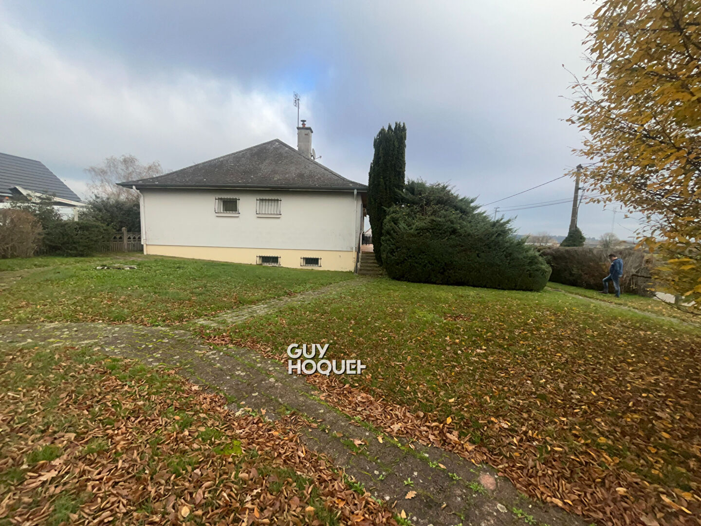 Maison surélevée avec sous-sol complet à Paray-le-Monial