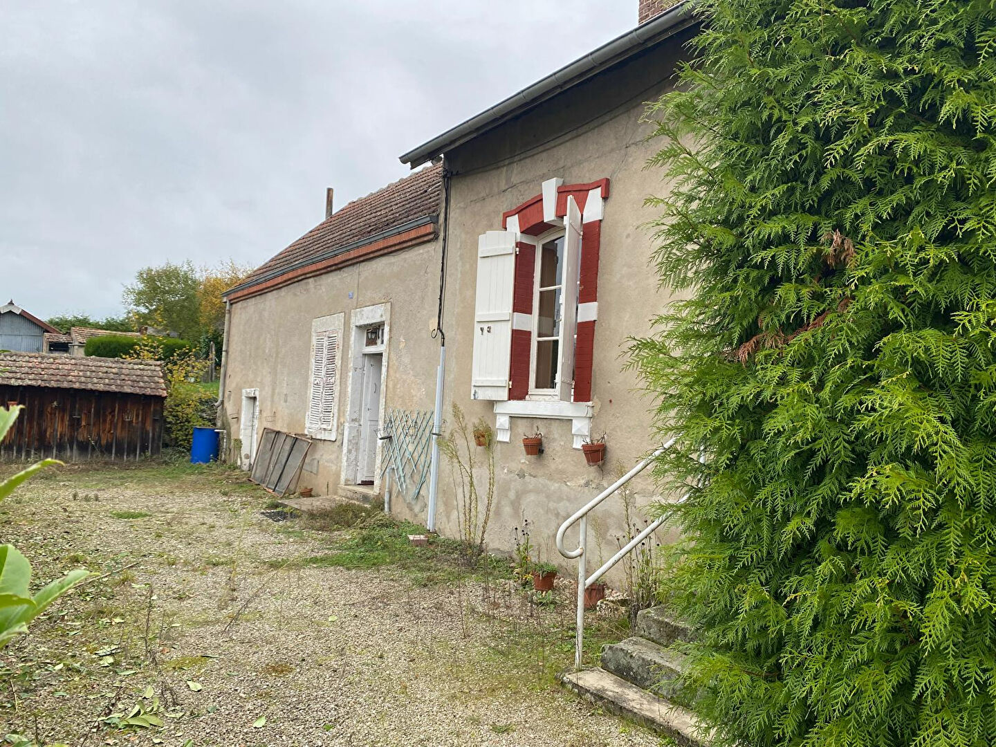 À vendre ? Maison à rénover à Gourdon, proche de Montceau-les-Mines