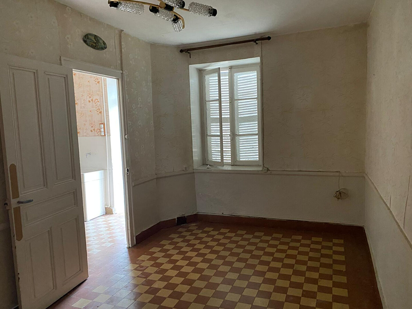 À vendre ? Maison à rénover à Gourdon, proche de Montceau-les-Mines