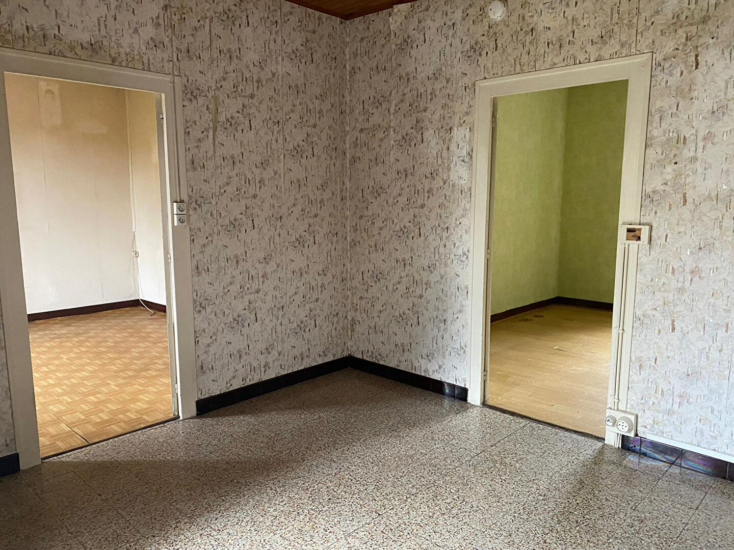 À vendre ? Maison à rénover à Gourdon, proche de Montceau-les-Mines