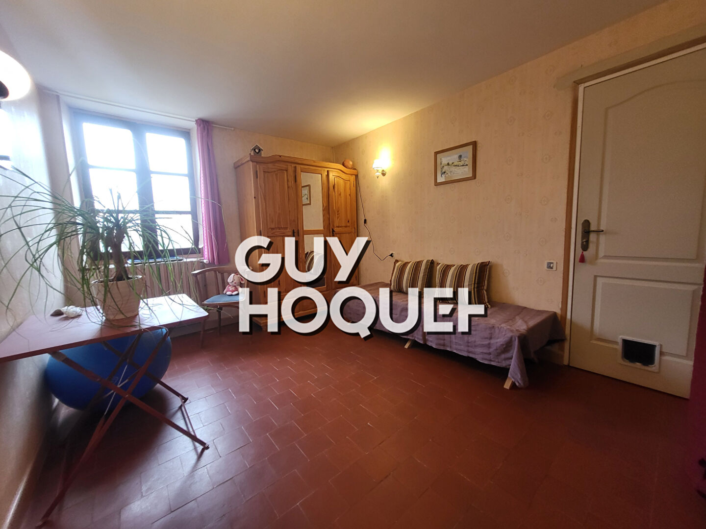 À vendre : Magnifique longère en Sud Bourgogne avec vue imprenable sur la campagne