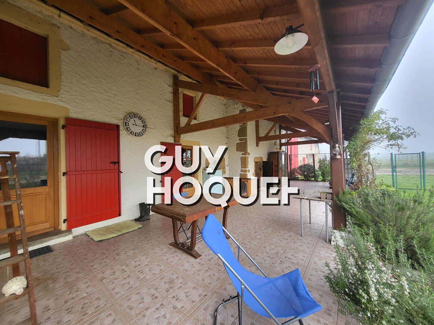 À vendre : Magnifique longère en Sud Bourgogne avec vue imprenable sur la campagne