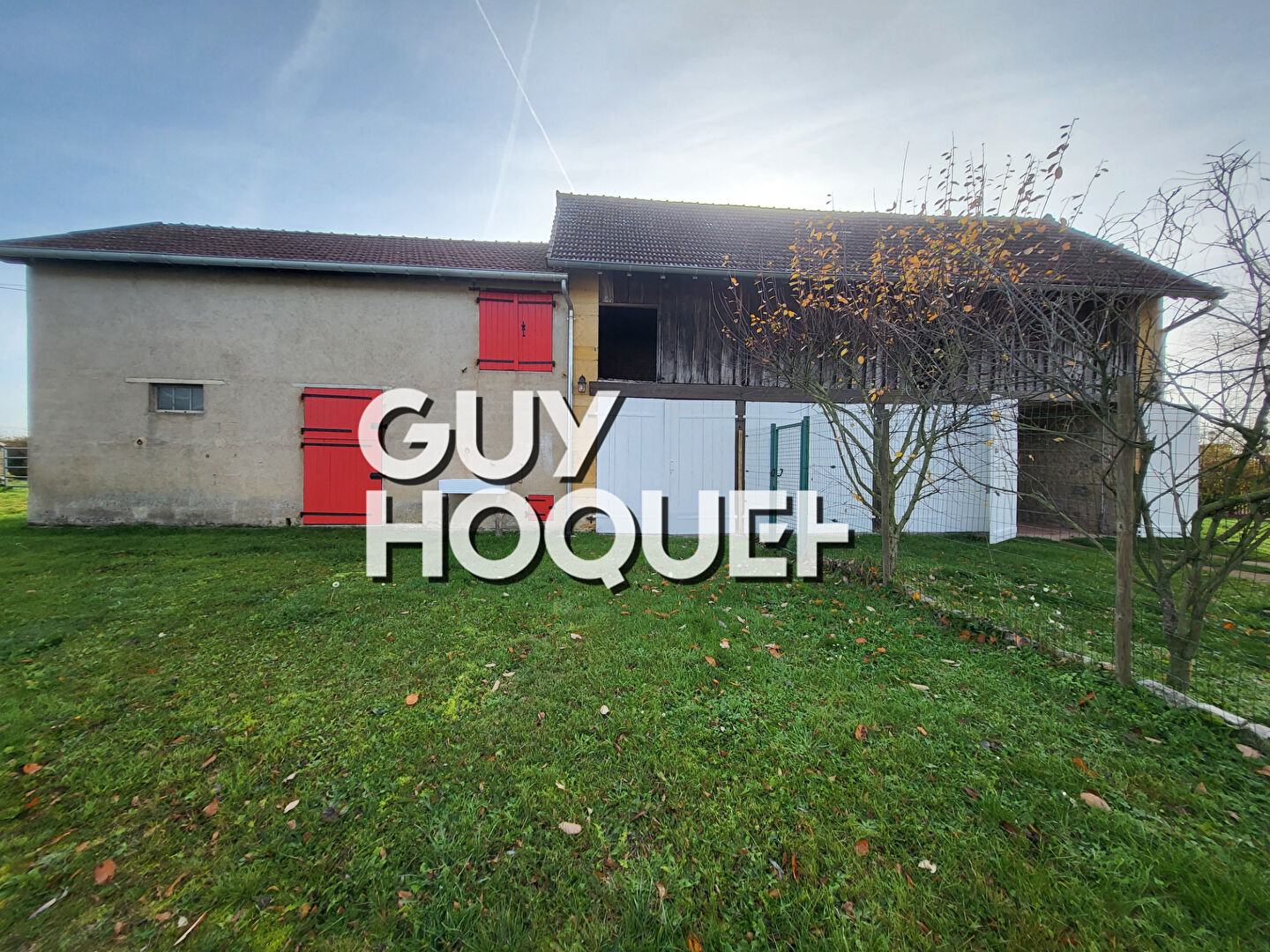 À vendre : Magnifique longère en Sud Bourgogne avec vue imprenable sur la campagne