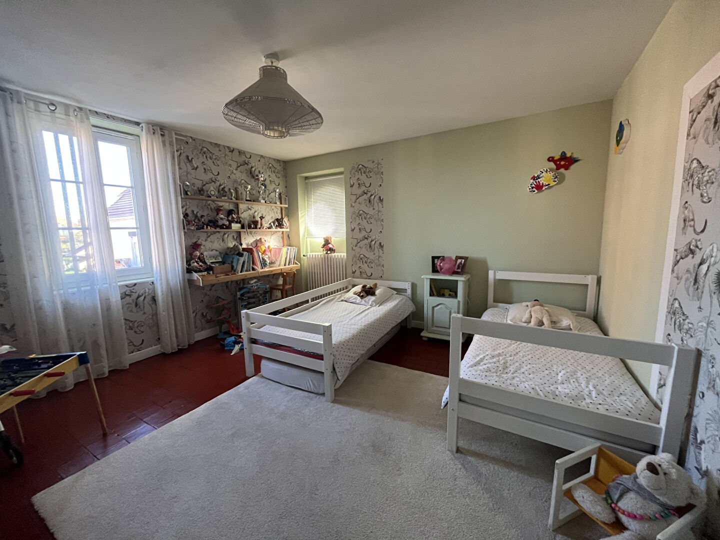 MONTCEAU MAISON 5 CHAMBRES - PISCINE 