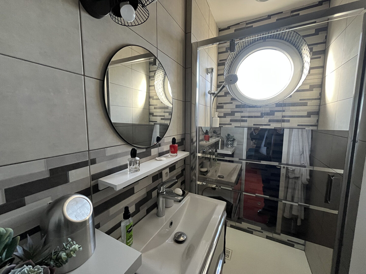 MONTCEAU MAISON 5 CHAMBRES - PISCINE 