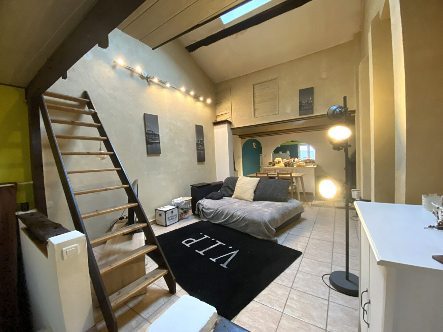 Maison sur Neuilly-en-Donjon 7 pièces