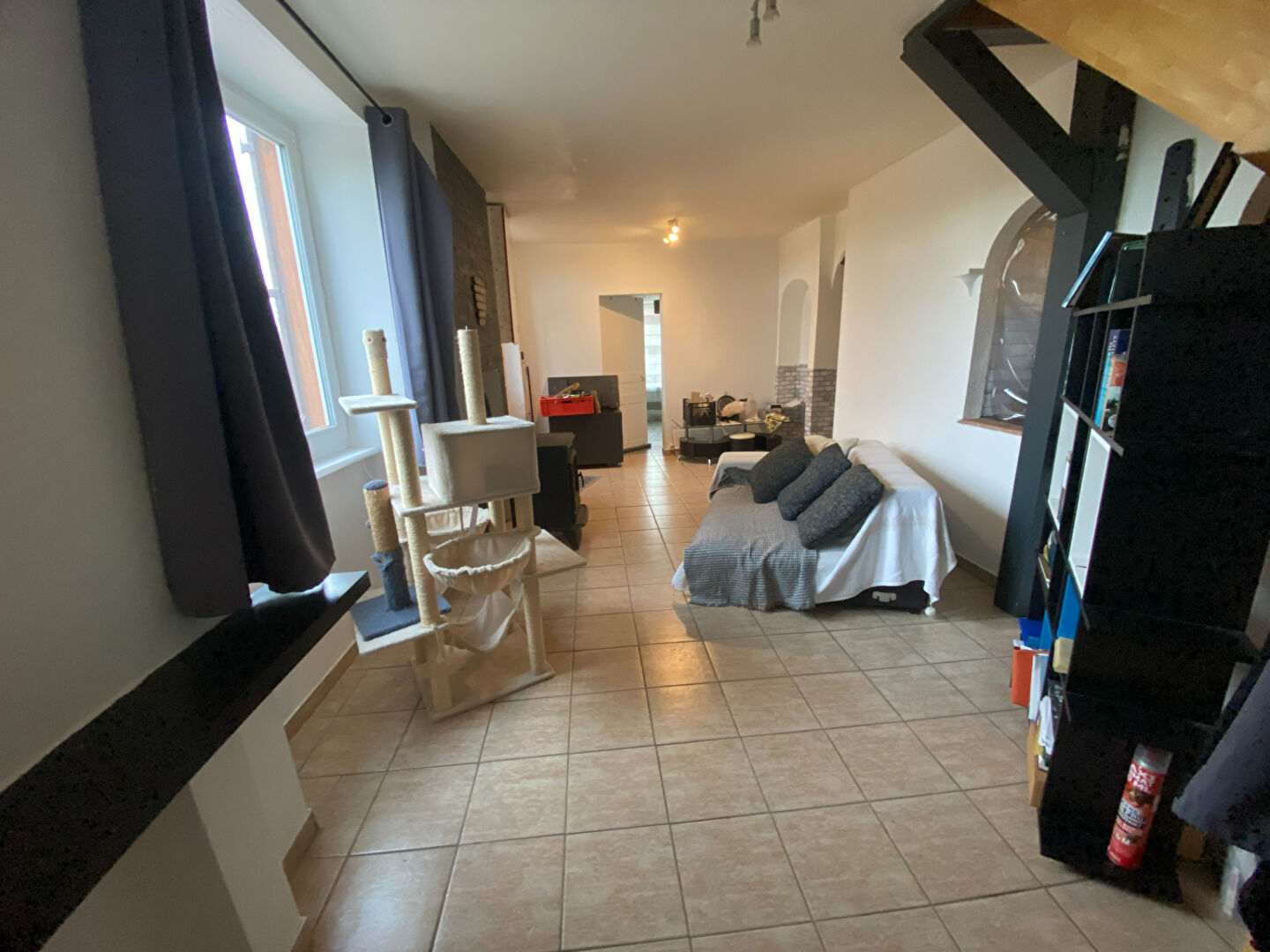 Maison sur Neuilly-en-Donjon 7 pièces