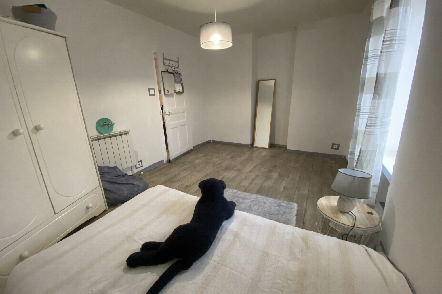 Maison sur Neuilly-en-Donjon 7 pièces