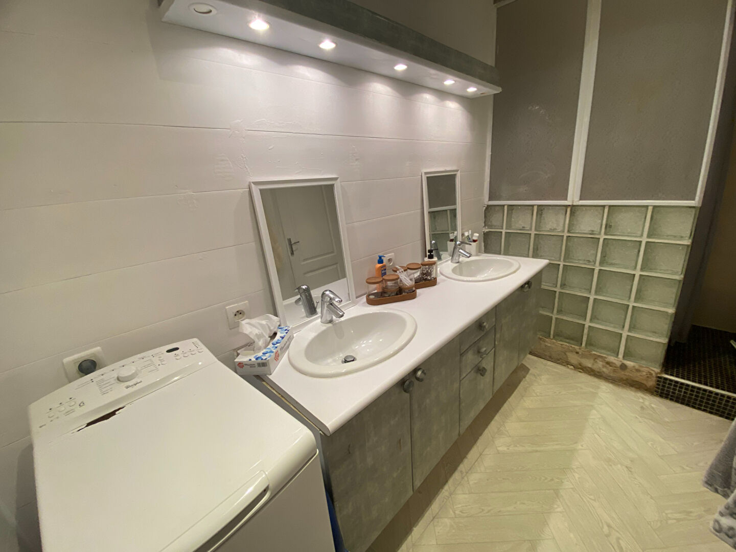 Maison sur Neuilly-en-Donjon 7 pièces