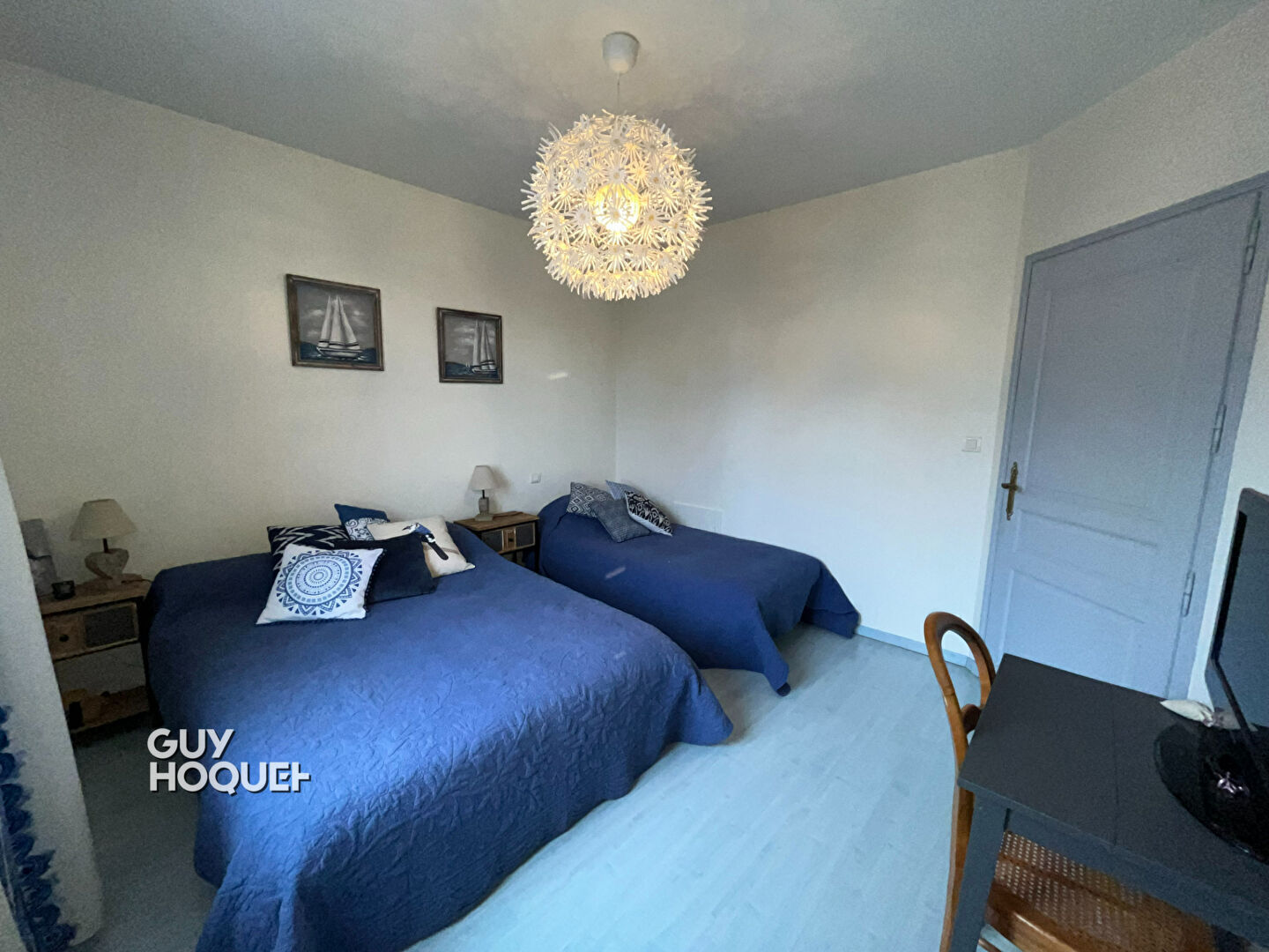 Maison plain pied avec piscine, dépendances et étang - Proche Paray-le-Monial !