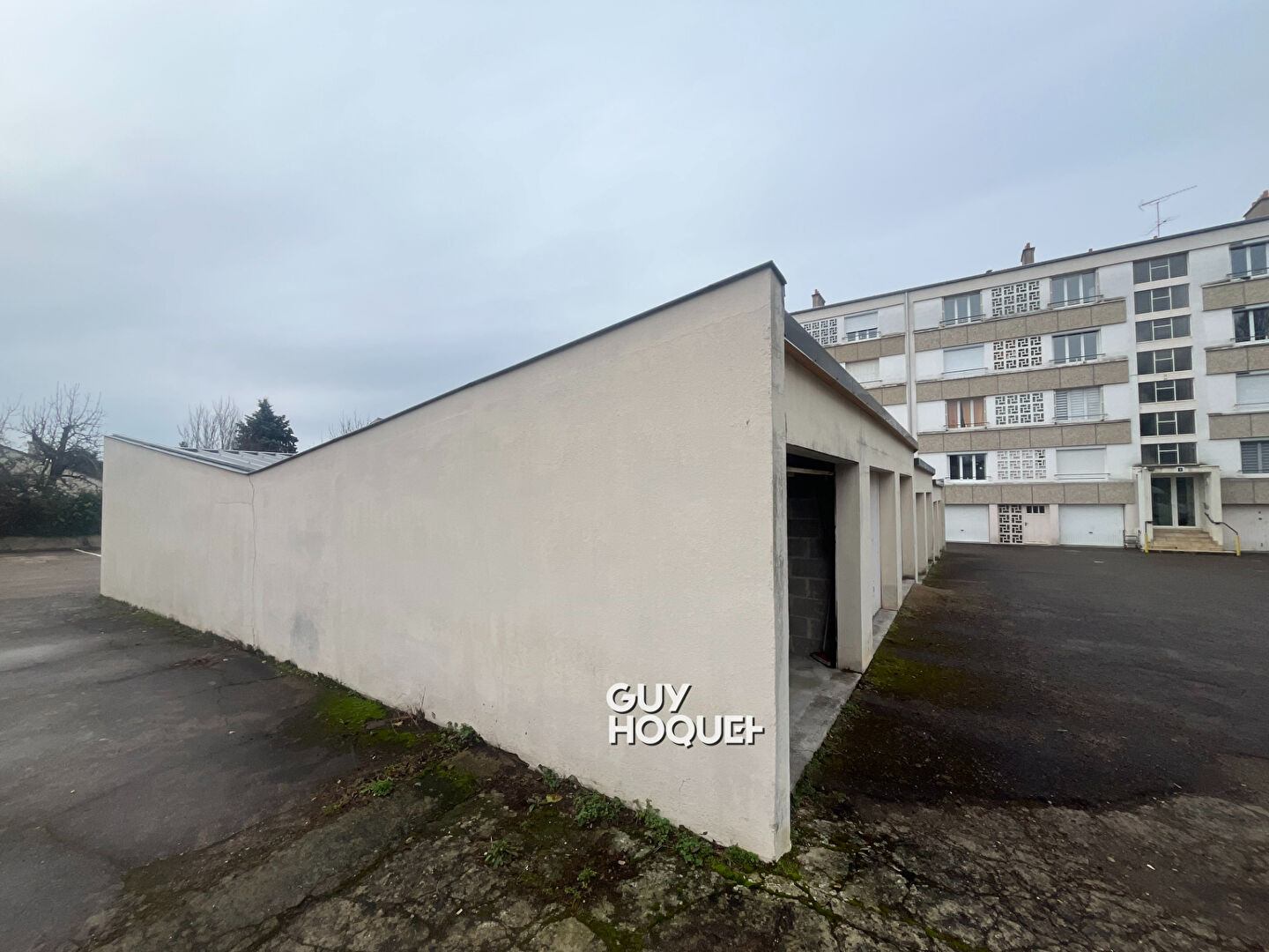 GARAGE PARAY-LE-MONIAL !!!