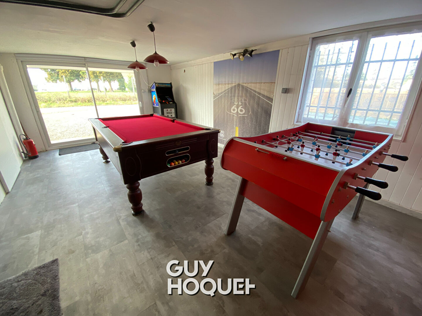 Palinges : belle maison avec piscine et terrasse arborée