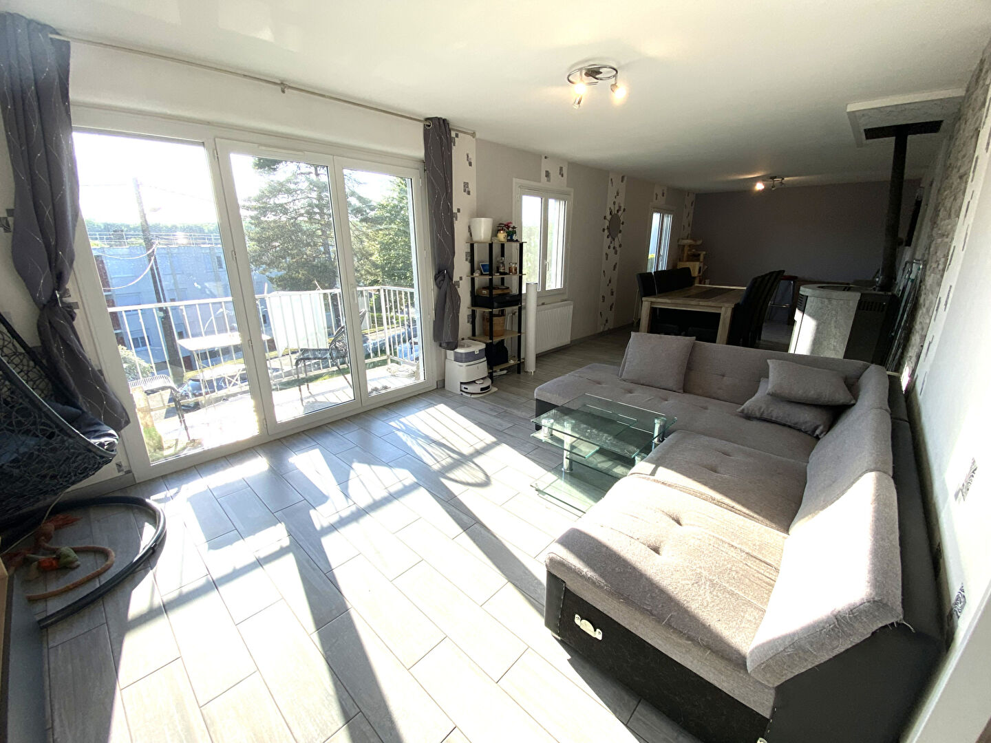 Maison individuelle sur sous-sol complet - Saint-Sernin-du-Bois