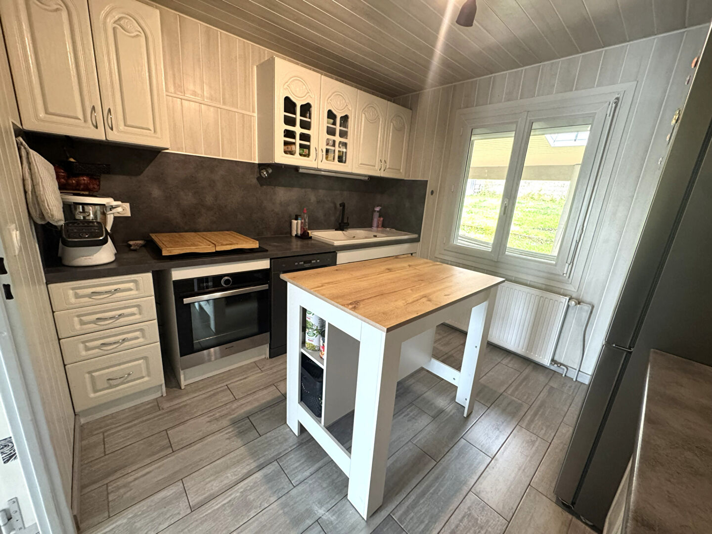 Maison individuelle sur sous-sol complet - Saint-Sernin-du-Bois