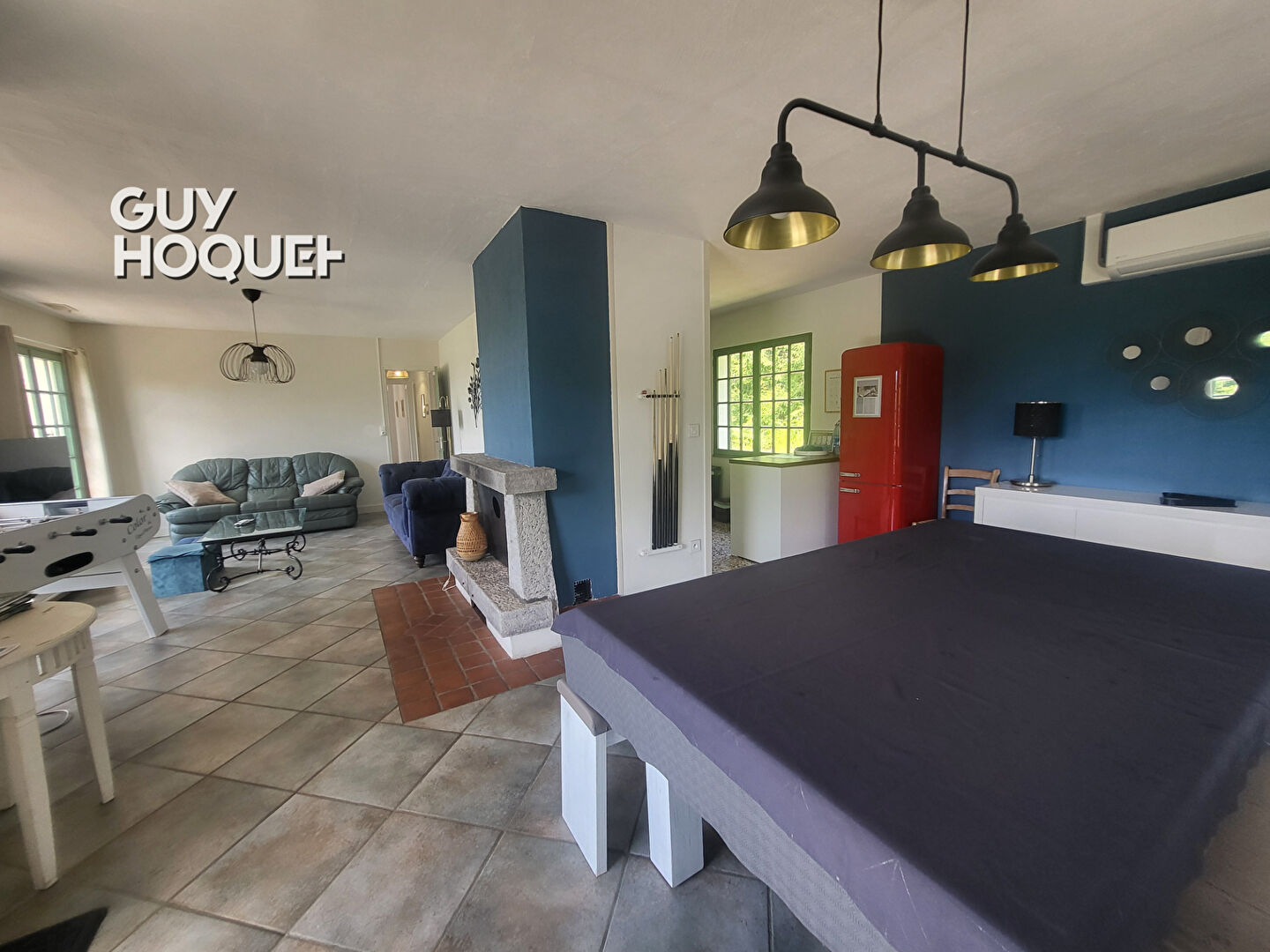 Maison de plain-pied avec piscine, jacuzzi et vue exceptionnelle sur le Lac des Settons