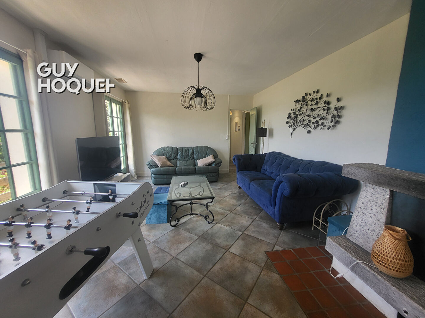 Maison de plain-pied avec piscine, jacuzzi et vue exceptionnelle sur le Lac des Settons